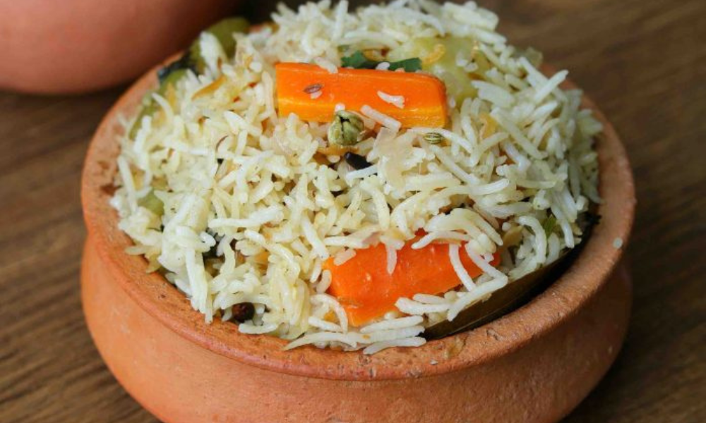 Vegetable Yakhni Pulao Recipe