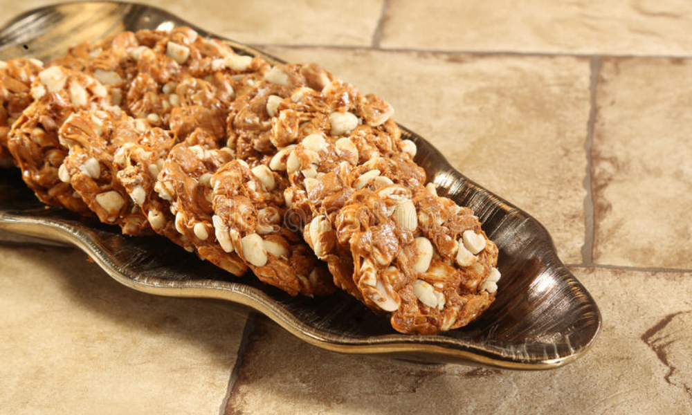 Crunchy Peanut Gajak Recipe