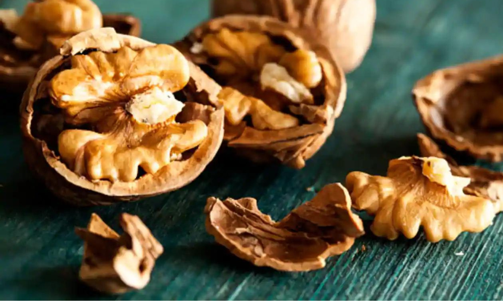 how to store walnuts