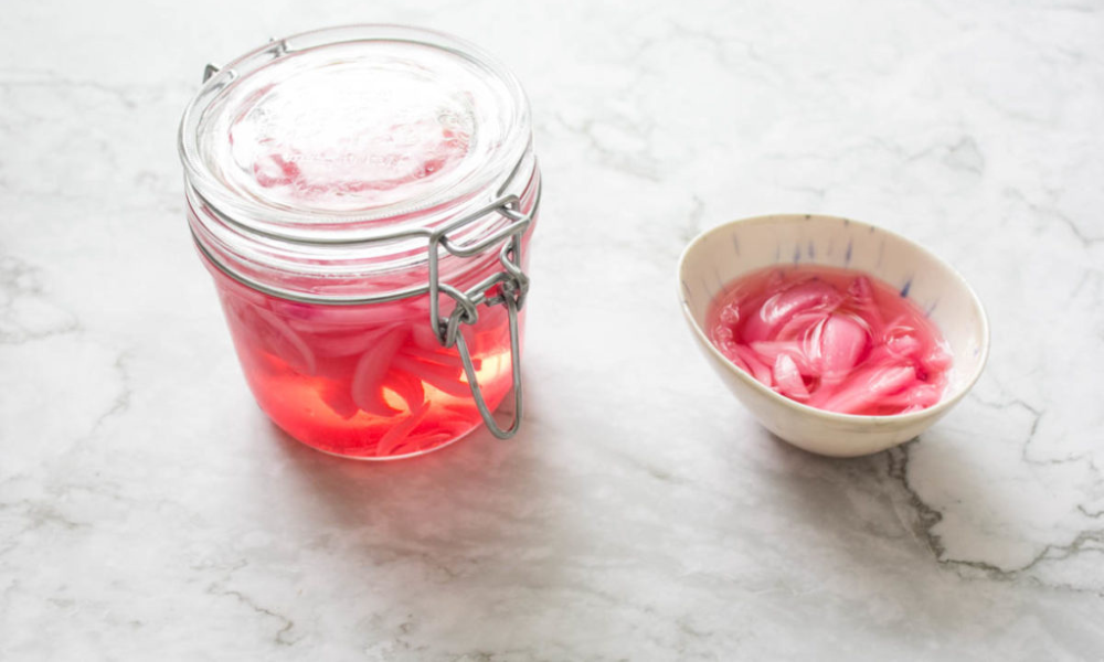 Pakistani Pickled Red Onions