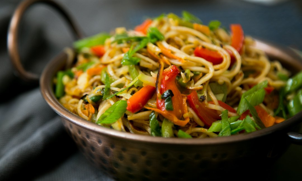 Chinese Vegetable Hakka Noodles Recipe